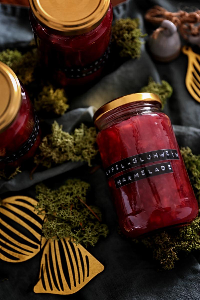Rezeptbild: WÜRZIGE APFEL-GLÜHWEIN MARMELADE