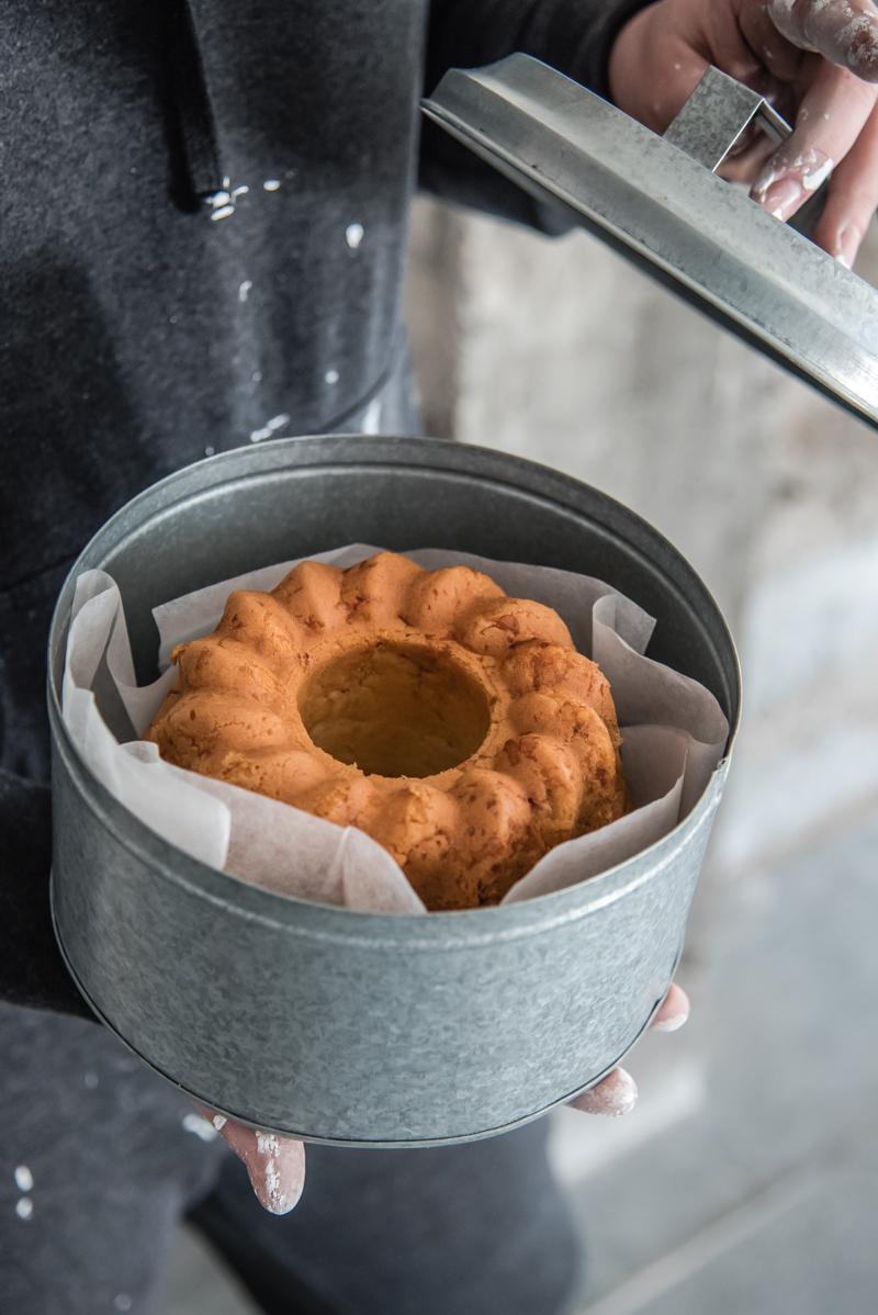 Rezeptbild: Herzhafter Cake Salé mit Käse und eingelegter Paprika