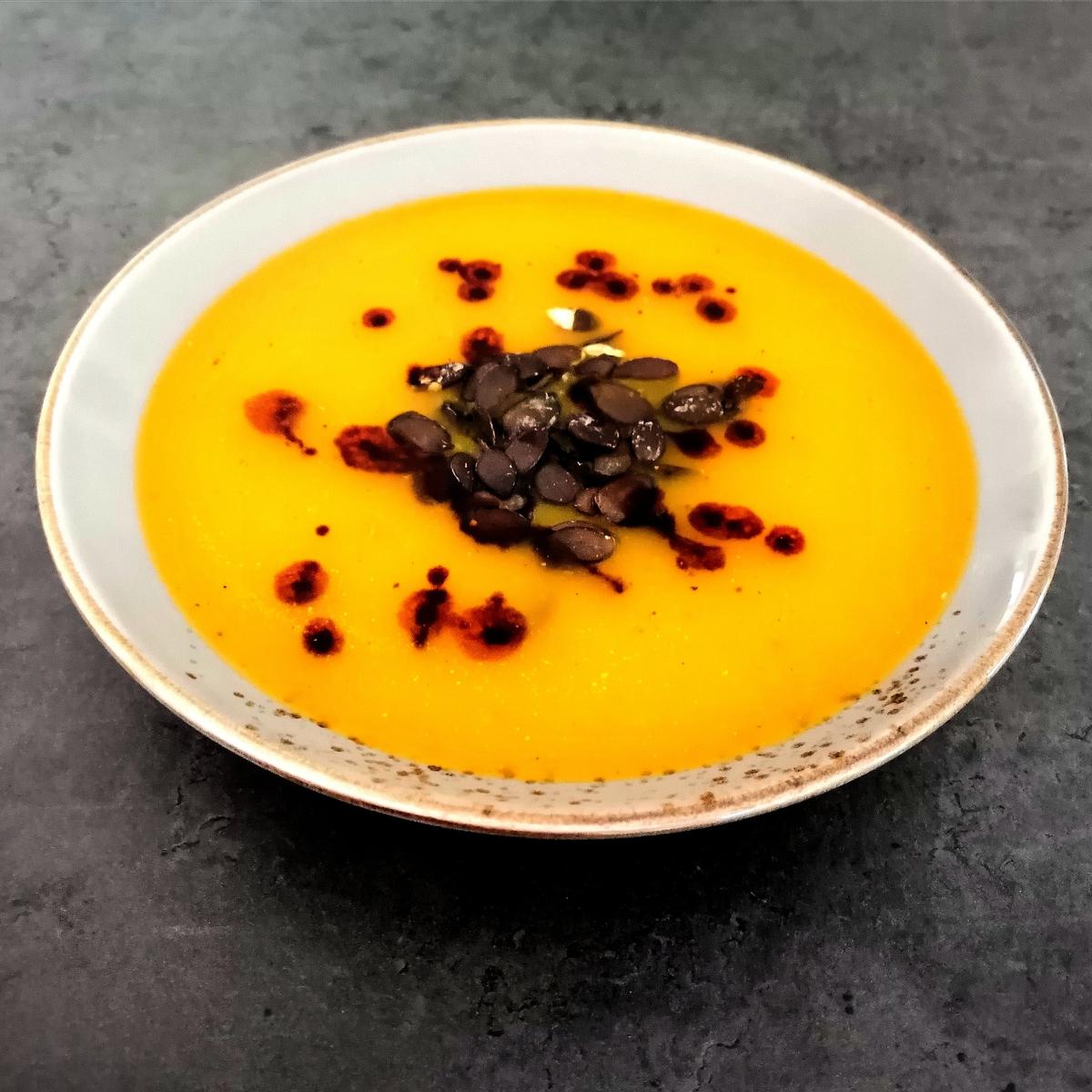 Rezeptbild: Kürbissuppe – Der Herbstklassiker