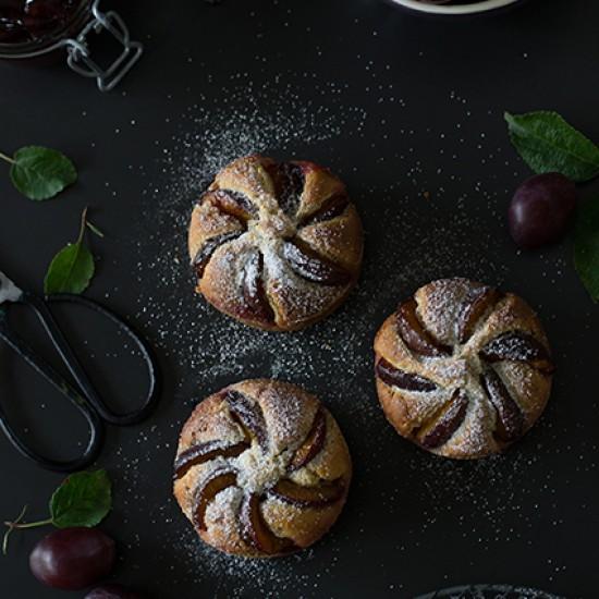 Rezeptbild: Pflaumenkuchen mit Marzipan