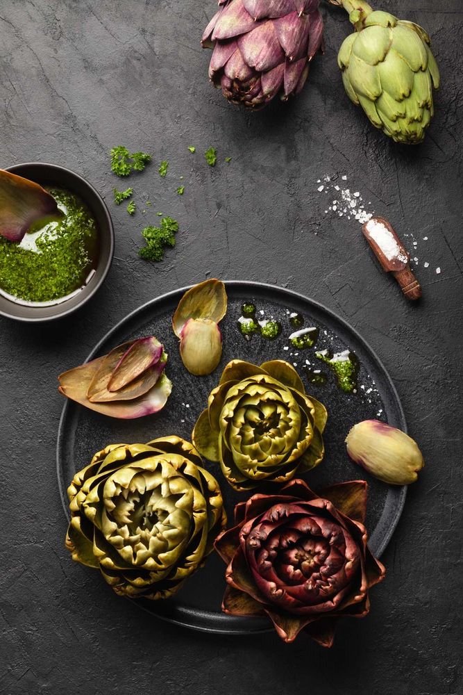 Rezeptbild: Frische Artischocken kochen (mit Kräuter-Vinaigrette)