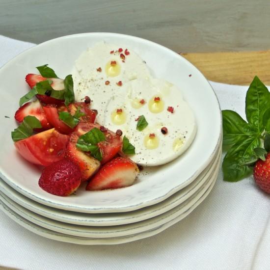 Rezeptbild: Tomaten-Erdbeer Salat