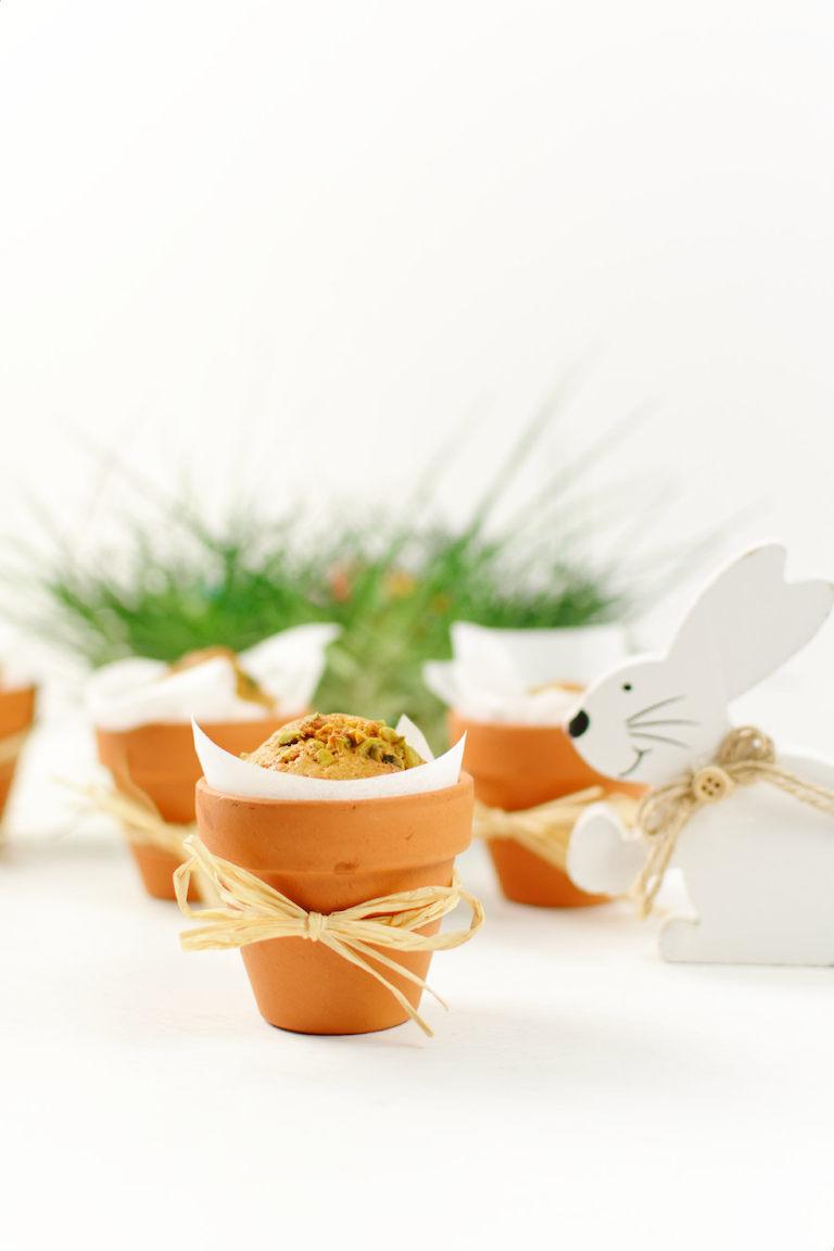 Rezeptbild: Karottenkuchen im Blumentopf