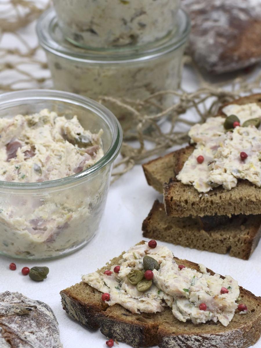 Rezeptbild: FABELHAFTES FISCH-RILLETTES AKA NORDISCHER BROTAUFSTRICH