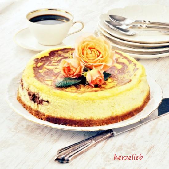 Rezeptbild: Käsekuchen - mit Schokolade nochmal so gut!
