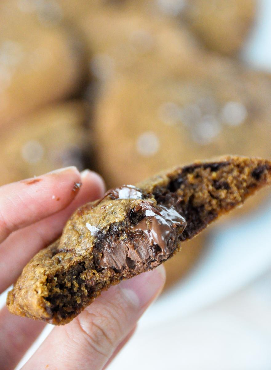 Rezeptbild: Nutella Chocolate Chip Cookies mit brauner Butter