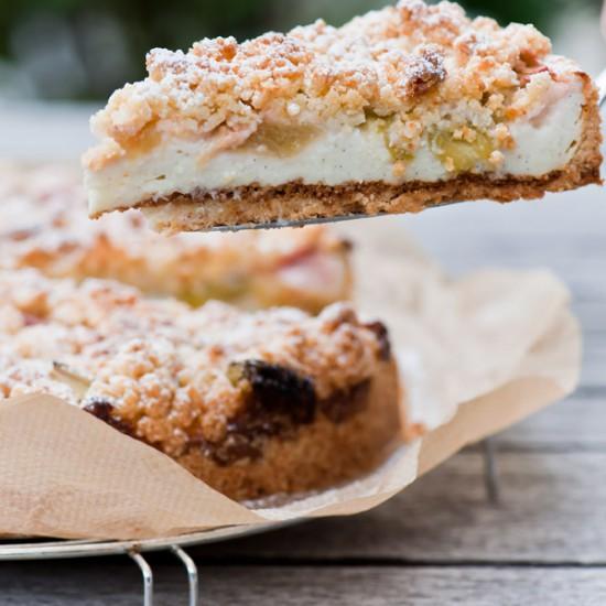 Rezeptbild: Rhabarber-Käse-Streuselkuchen