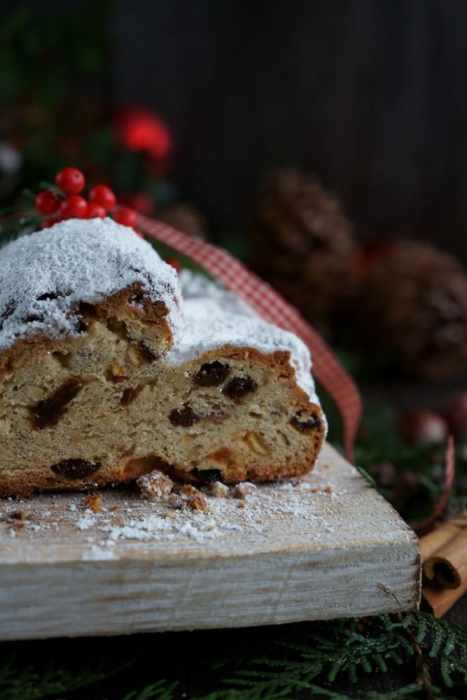 Rezeptbild: Weihnachtsstollen nach traditioneller Art
