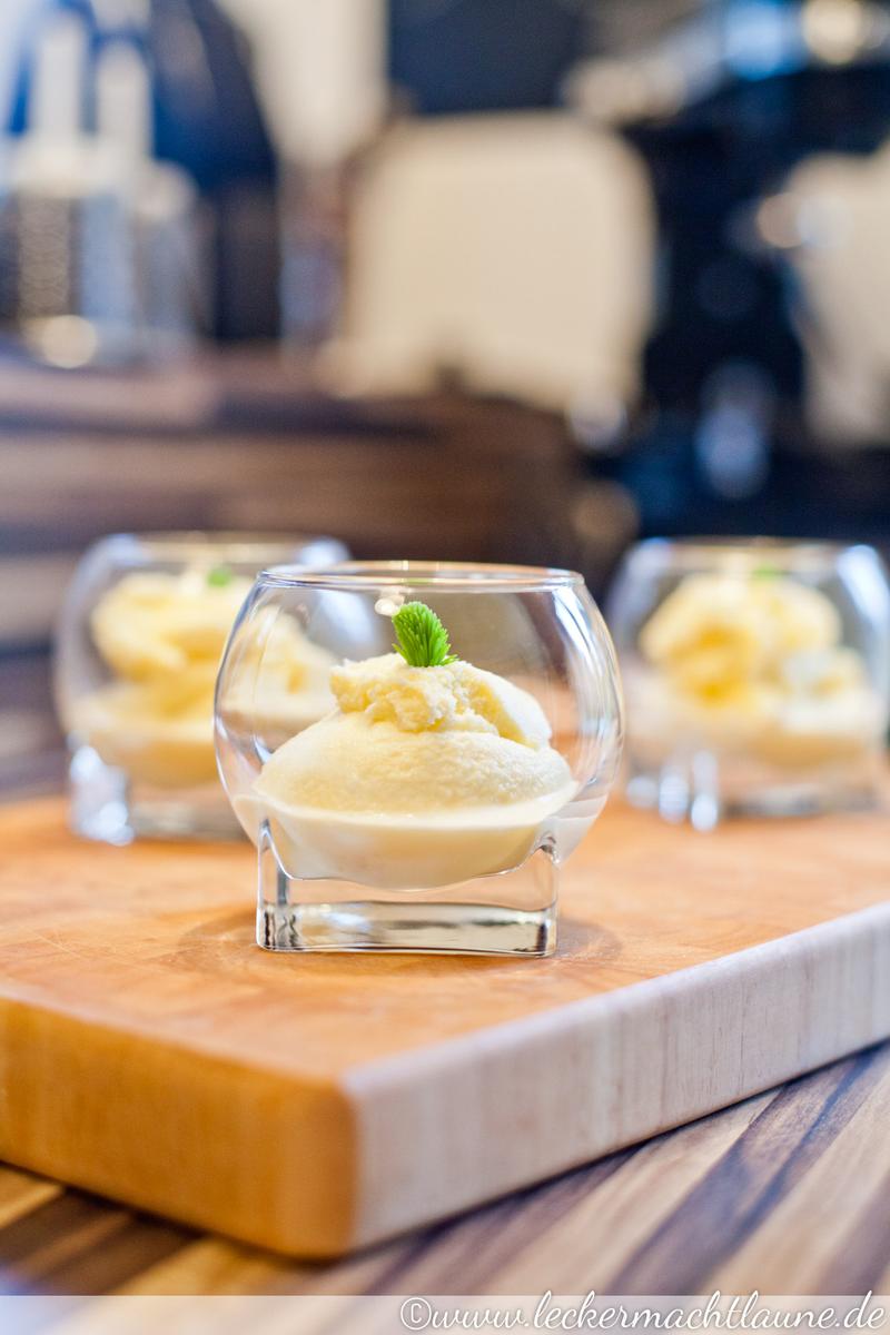 Rezeptbild: Fichtenspitzen-Eis