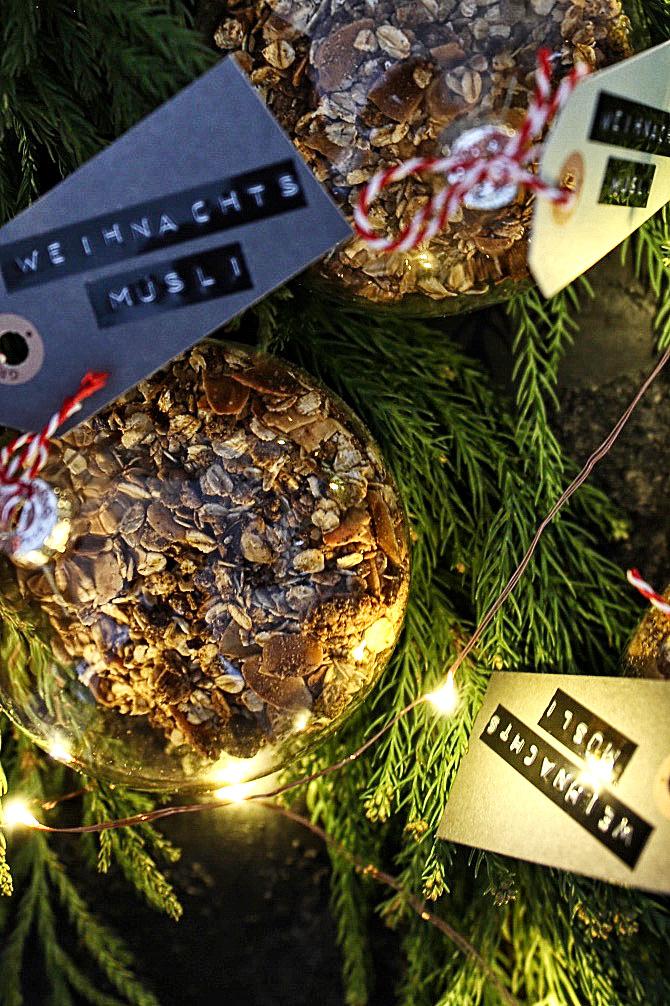 Rezeptbild: GESCHENKE AUS MEINER KÜCHE: WEIHNACHTLICHES MÜSLI