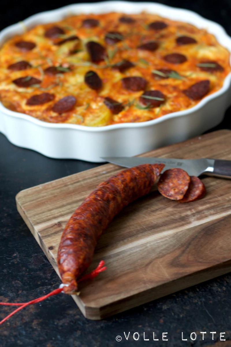 Rezeptbild: Quiche mit Kartoffeln und Paprikasalami 