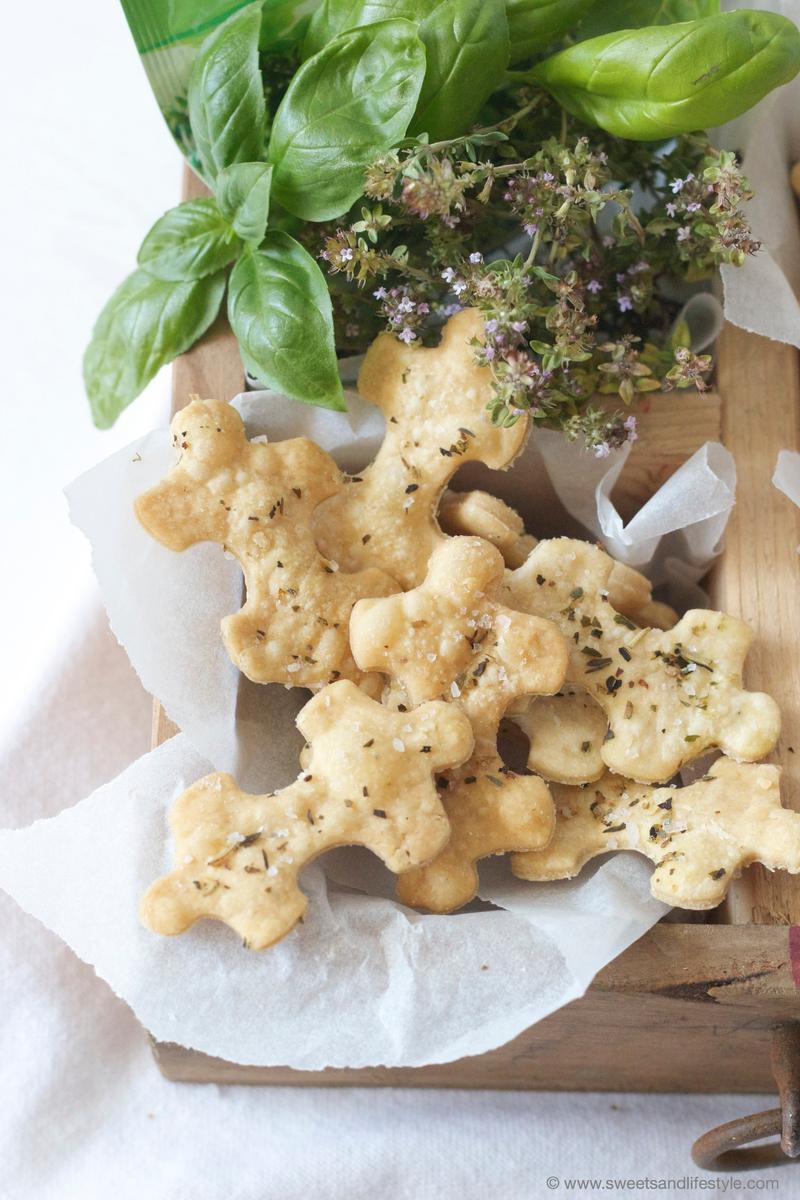Rezeptbild: Cracker mit Kräutern