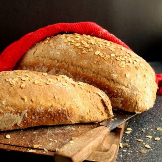 Rezeptbild: Vollkornbrot mit Haferflocken