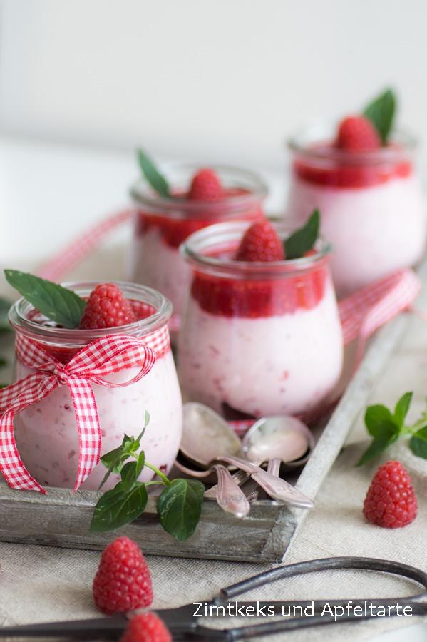Rezeptbild: Himbeer-Quark-Dessert