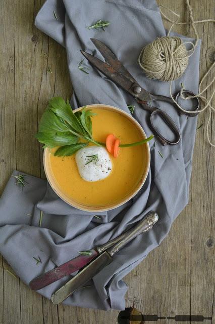 Rezeptbild: Curry Melonen Suppe