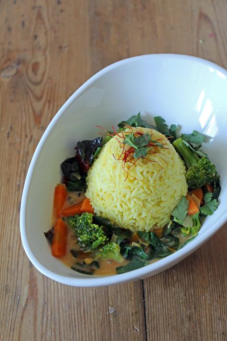 Rezeptbild: Gemüsecurry mit Mangold