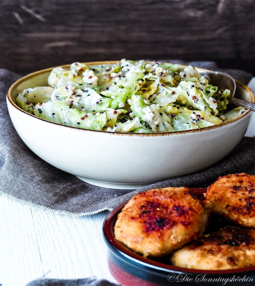 Rezeptbild: Spitzkohl-Quinoasalat
