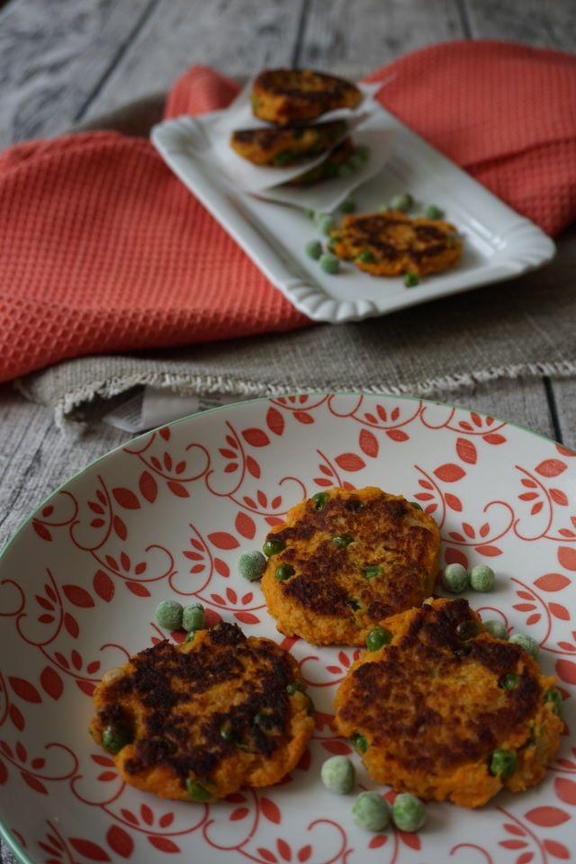 Rezeptbild: Süßkartoffelbratlinge mit Erbsen 
