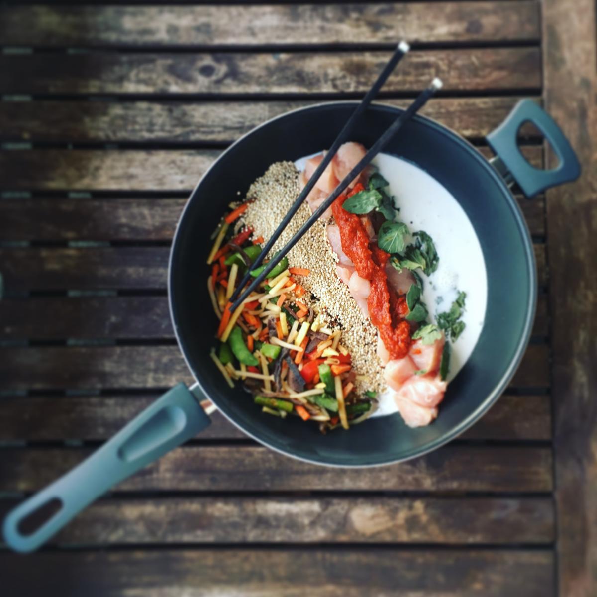Rezeptbild: ONE POT CHICKEN QUINOA „THAI STYLE“