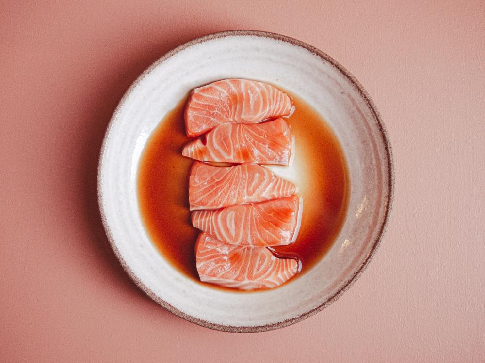 Rezeptbild: Lachs mit Ponzusauce und Fenchel-Citrus-Salat