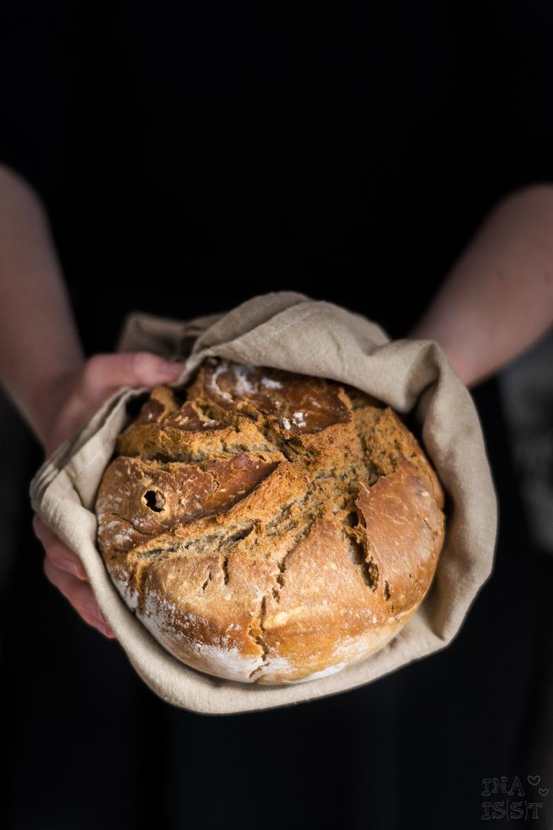 Rezeptbild: Einfaches Bierbrot aus dem Tontopf 
