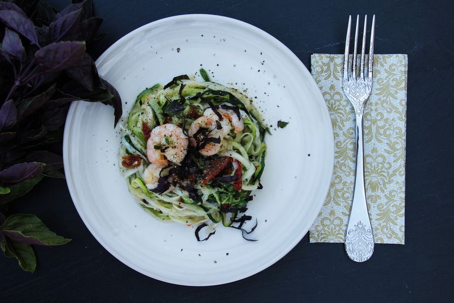 Rezeptbild: Zucchini-Nudeln mit Garnelen