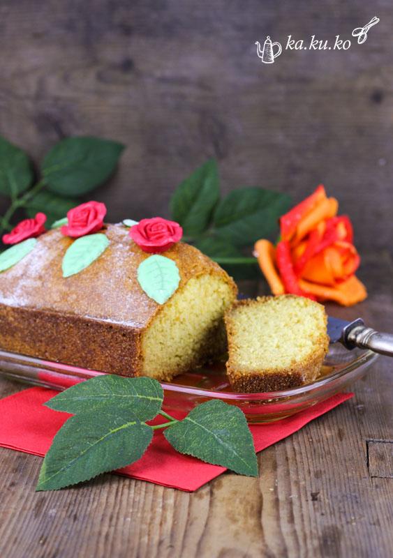 Rezeptbild: Rosen-Grießkuchen