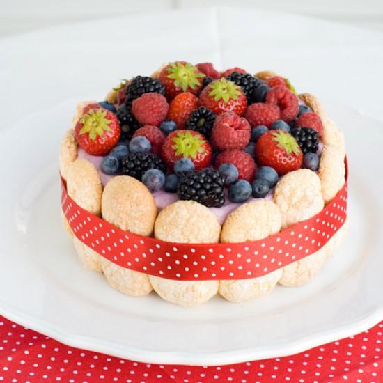 Rezeptbild: Beeren-Charlotte