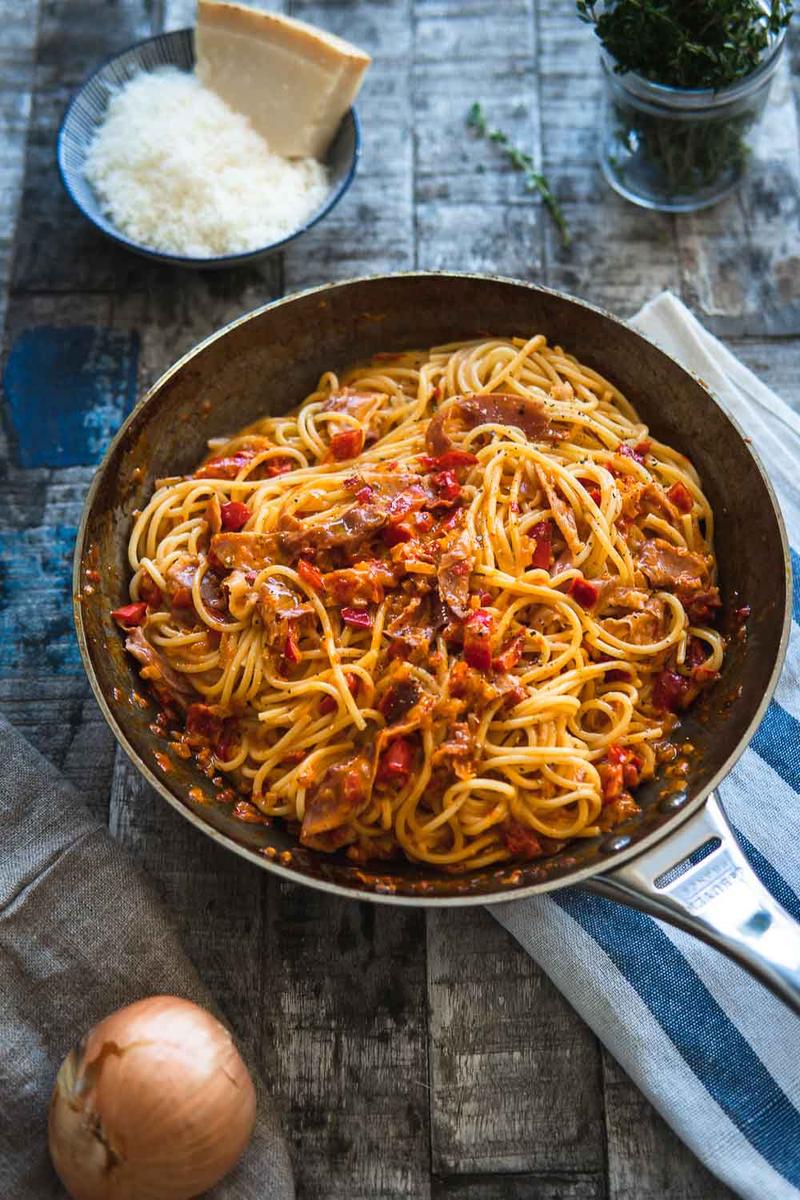 Rezeptbild: Cremige Spaghetti Paprika Carbonara