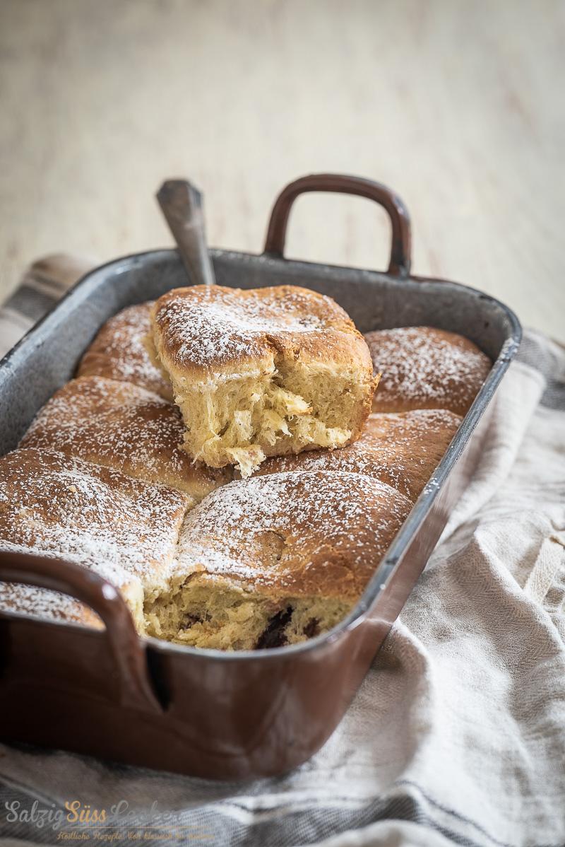 Rezeptbild: Vanillebuchteln mit Spekulatiussauce