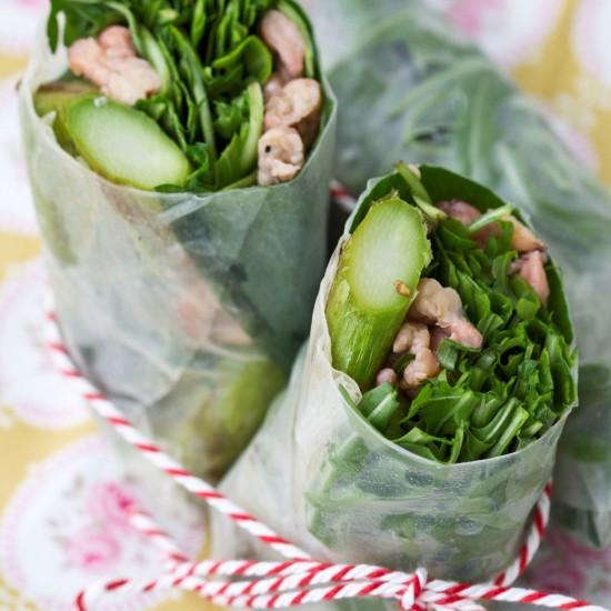 Rezeptbild: Sommerrollen mit Krabben, Spargel und Bärlauch