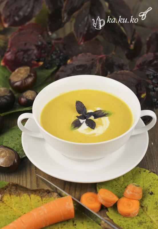 Rezeptbild: Maroni-Karotten-Suppe