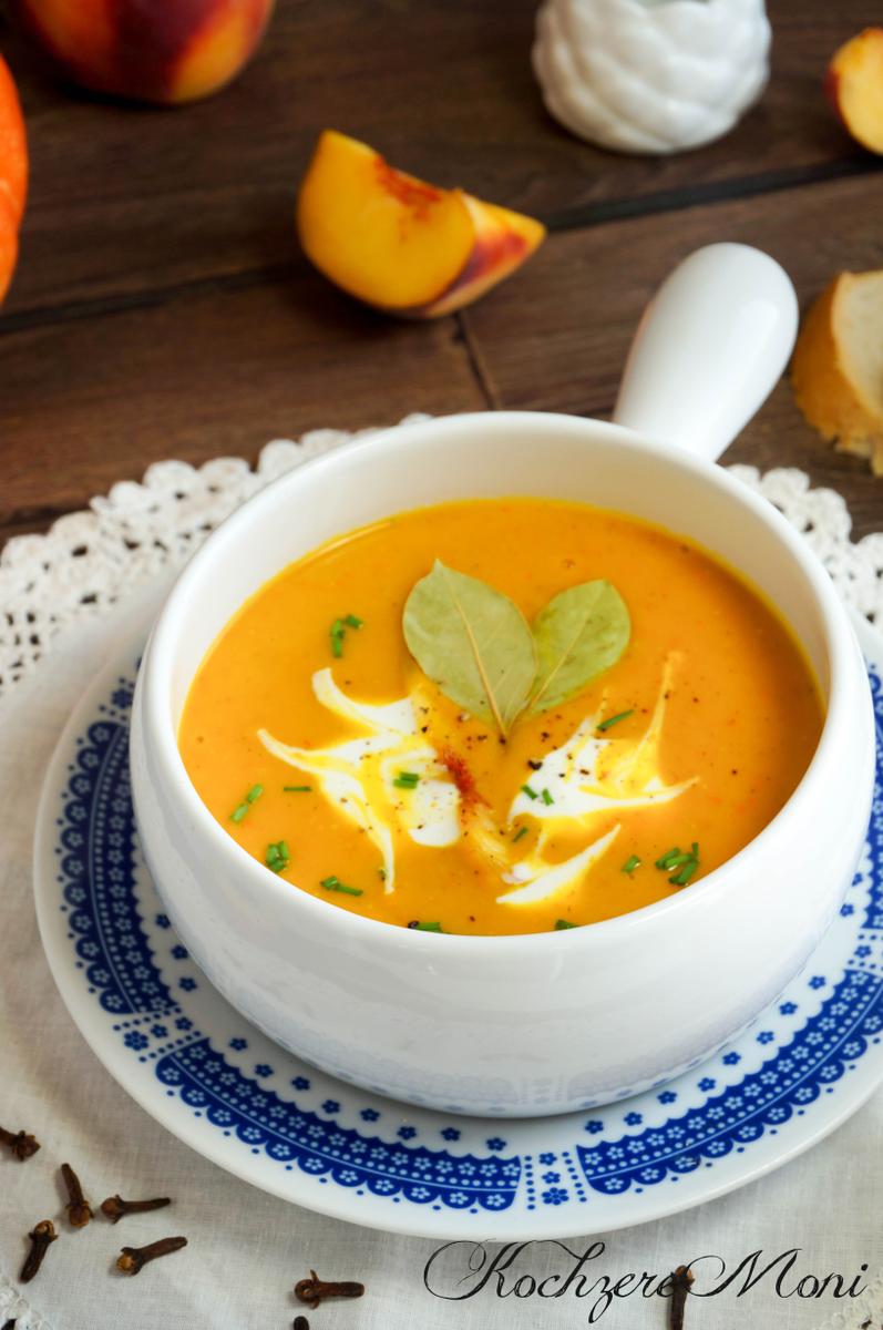 Rezeptbild: Kürbis Pfirsich Cremesuppe