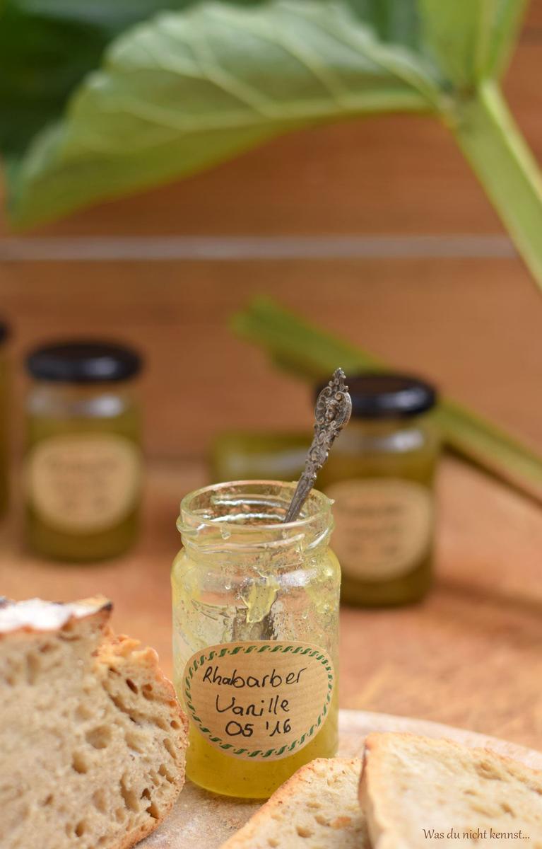 Rezeptbild: Rhabarber-Vanille-Marmelade