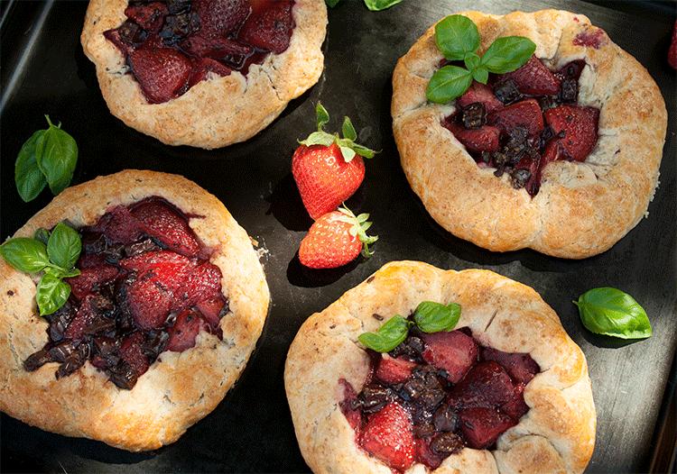 Rezeptbild: Erdbeer-Schoko-Galettes