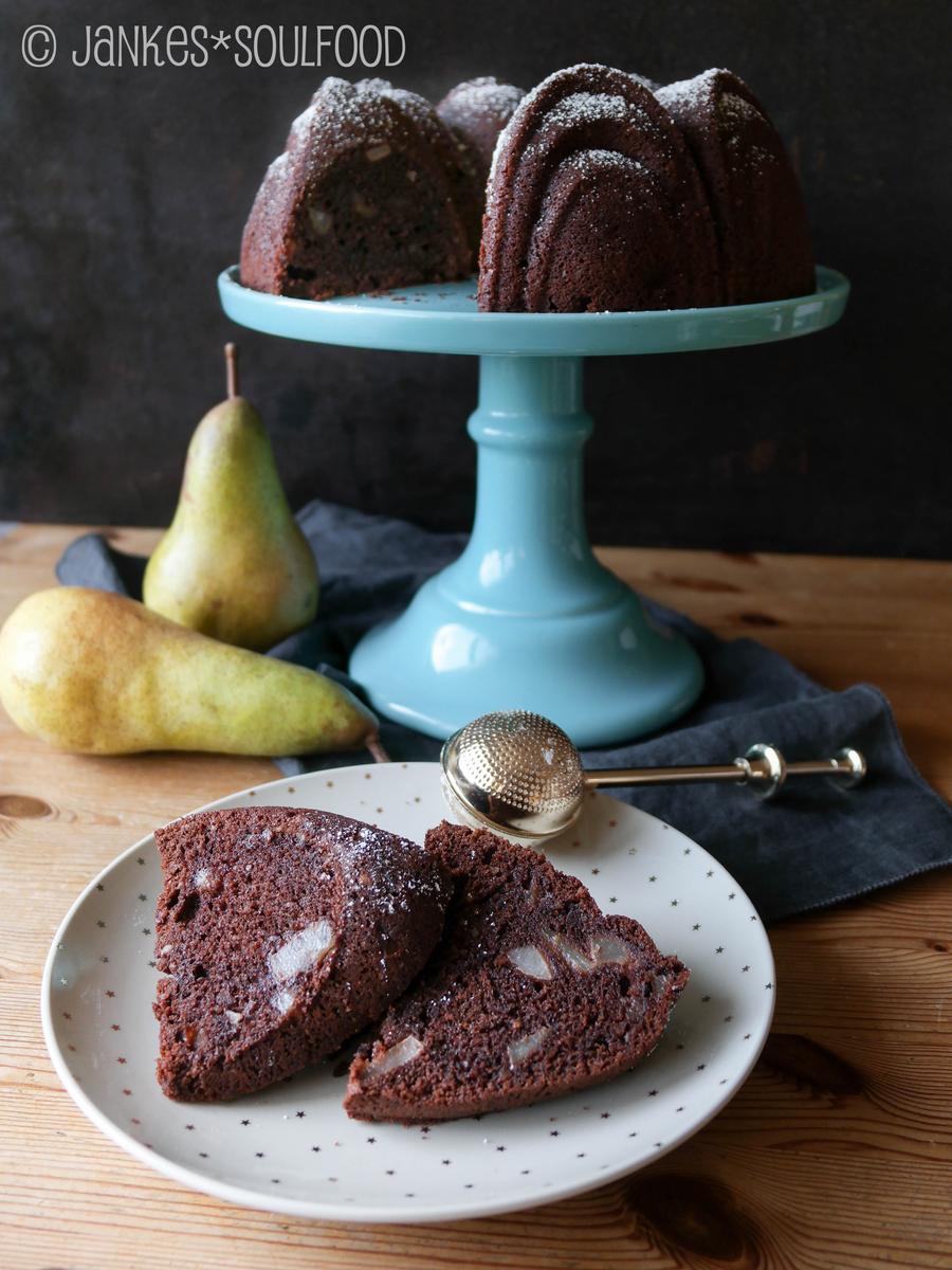 Rezeptbild: Gewürzkuchen mit Birnen