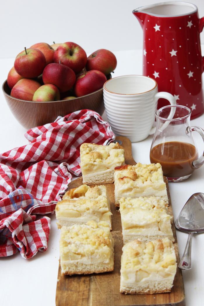 Rezeptbild: Apfel-Karamell-Käsekuchen mit drei Schichten super cremig