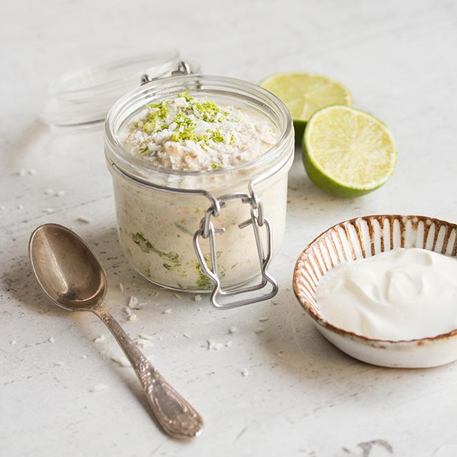 Rezeptbild: Overnight Oats mit Limette und Kokos