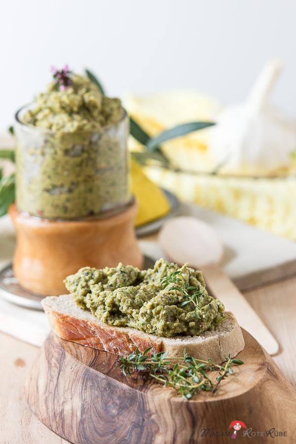 Rezeptbild: Zucchini-Oliven-Creme mit Basilikum