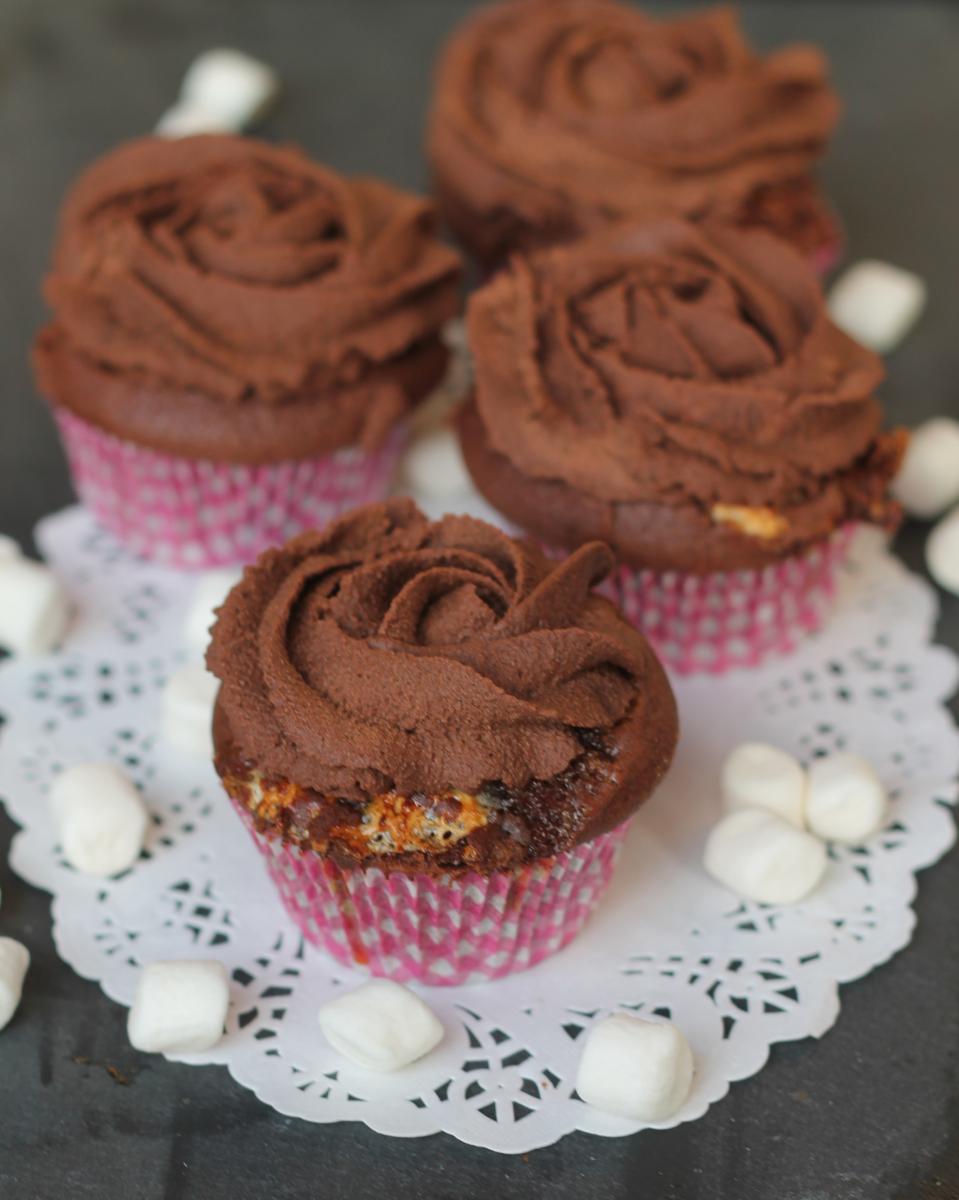 Rezeptbild: Mousse-au-chocolat Cupcakes