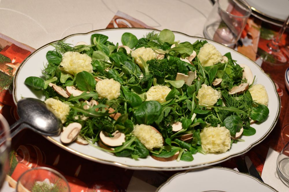 Rezeptbild: Feinschmeckersalat mit Tête de Moine
