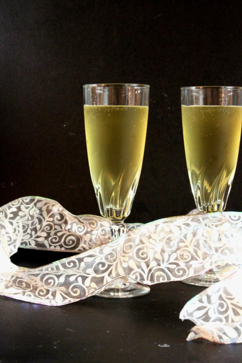 Rezeptbild: Limoncello - Prosecco Cocktail mit Cointreau