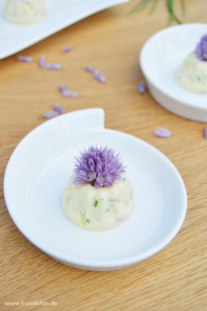 Rezeptbild: Schnittlauchblütenbutter