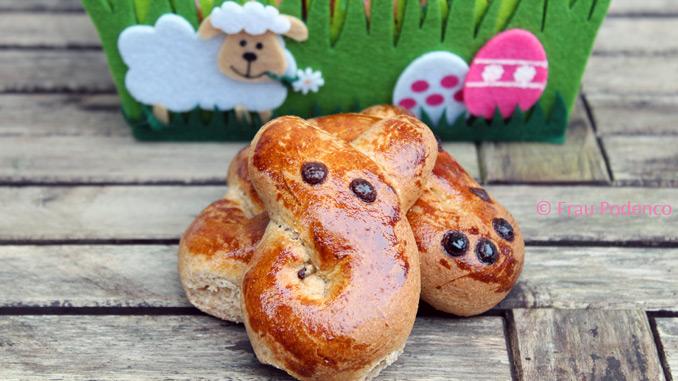 Rezeptbild: Gesunde Hefehasen zu Ostern