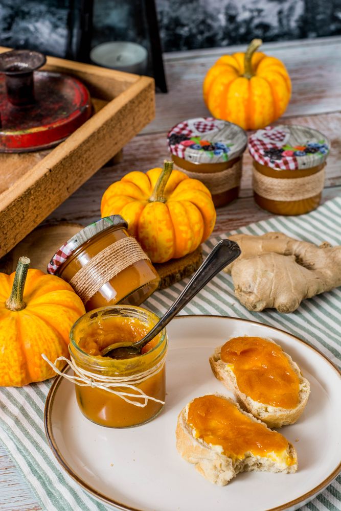 Rezeptbild: Kürbismarmelade mit Orangen, Ingwer und Zimt