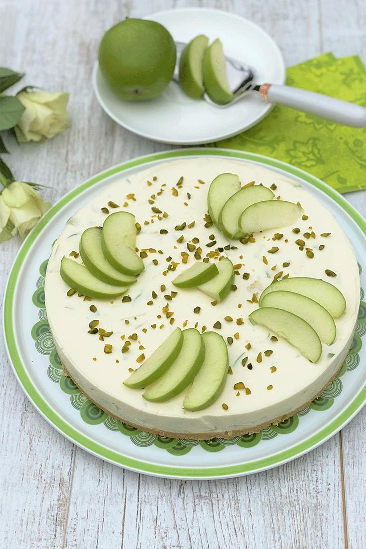 Rezeptbild: Cheesecake mit grünen Äpfeln (no bake)