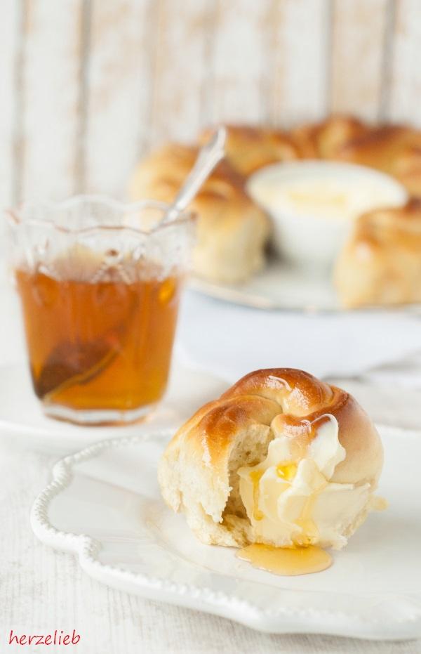 Rezeptbild: Honig-Brotkranz