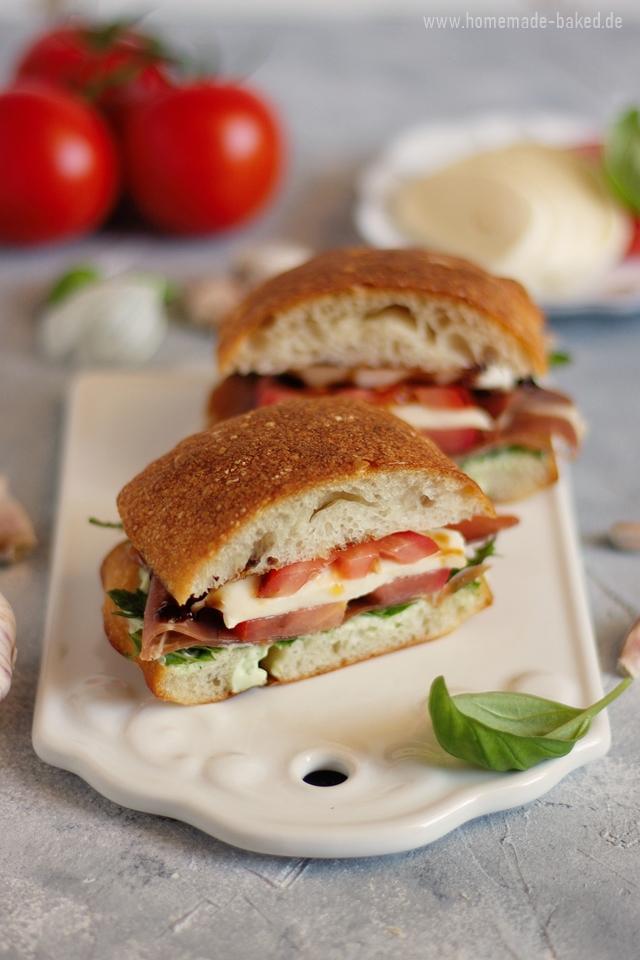 Rezeptbild: Caprese Ciabatta Sandwich deluxe