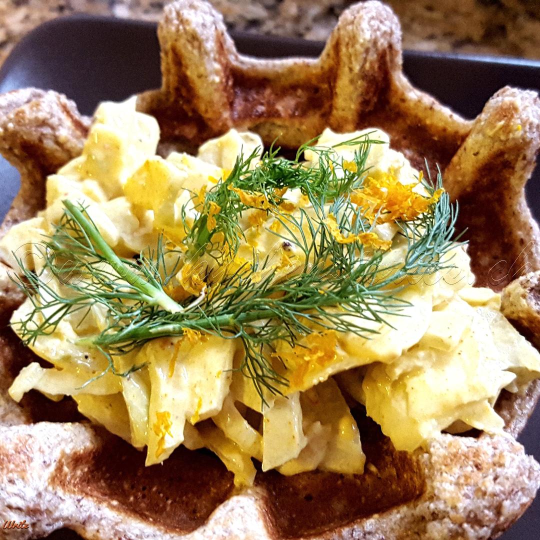 Rezeptbild: Fenchel-Salat im Waffelbecher