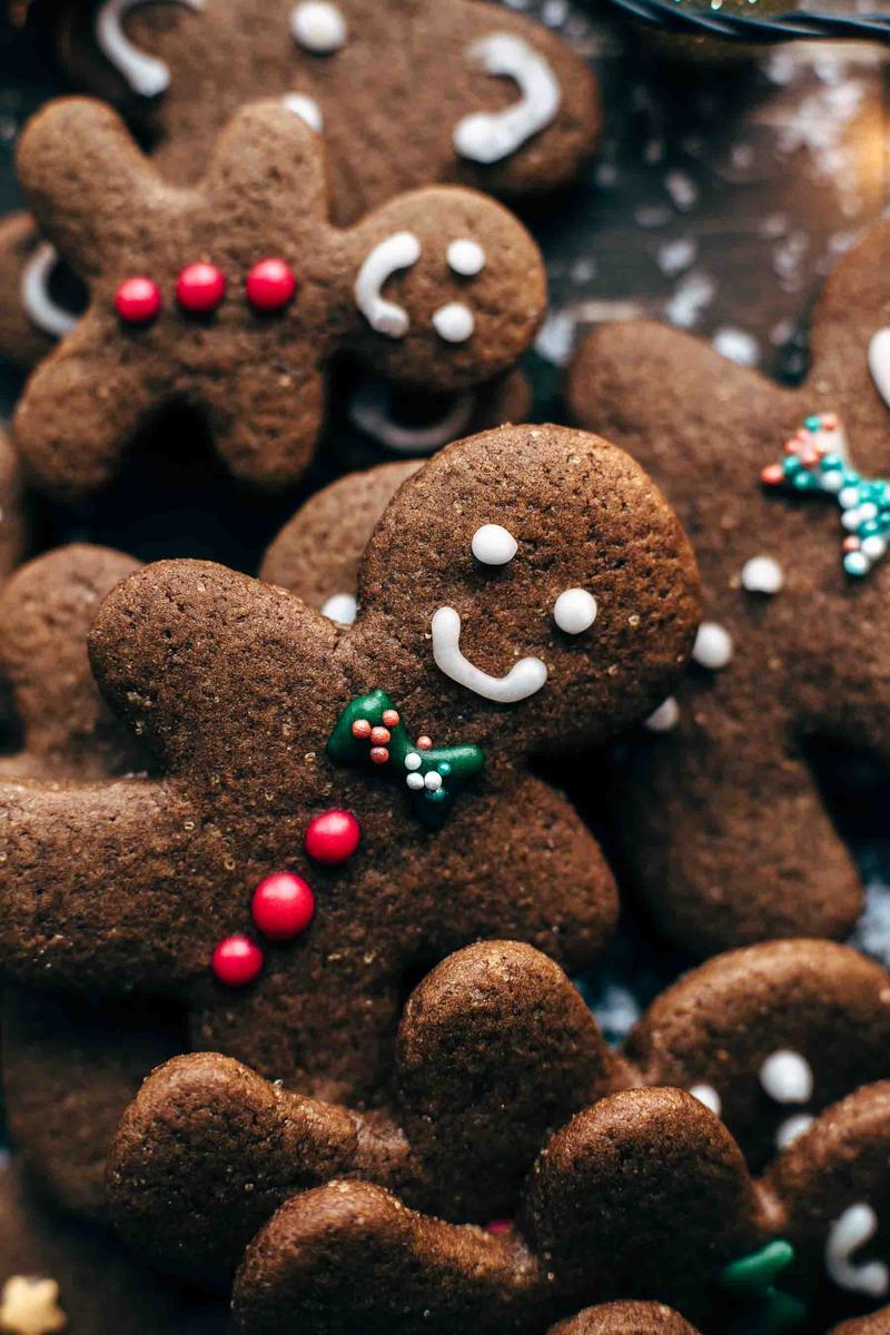 Rezeptbild: EASY GINGERBREAD MEN COOKIES